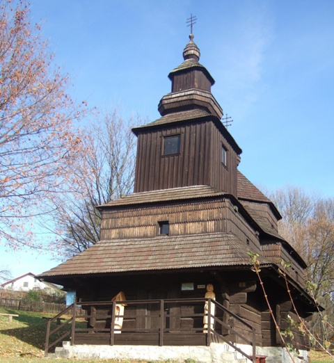 Humenský skanzen - kostolík svätého archanjela Michala z roku 1764.